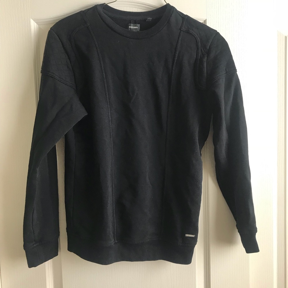 Men’s Diesel black pull over sweater